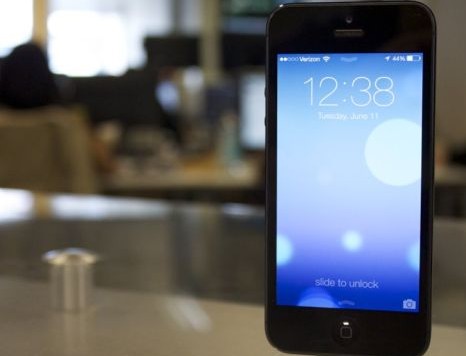 苹果公司停产iPhone 5 官网停售