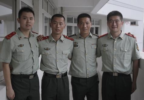就是他邵曳戎，救了伊伊 (图文)