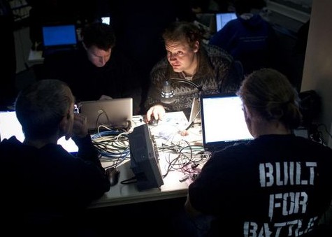 黑客产业解密：一夜赚600万 (图文)