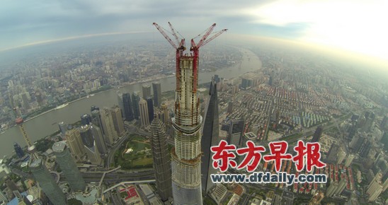 上海中心欲建“站着的华尔街”