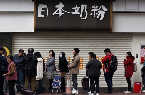 海关总署连夜辟谣：“入境奶粉满200元要交税”不实