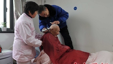上海安亭桂师傅免费帮人理发34年