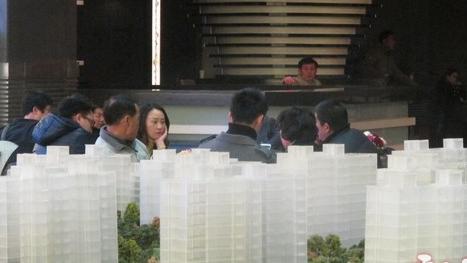 一手房“政策性热卖” 上海宝山一楼盘又见彻夜排队