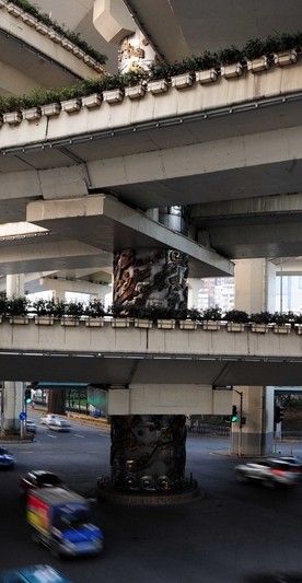 上海延安路“龙柱”只是一个传说