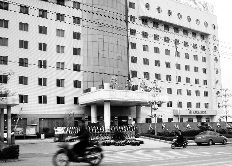 河南孟津电业局长朱吉祥：五一劳动奖章是买来的？